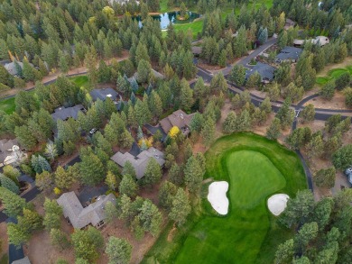 Stunning Norman-built home located in the prestigious gated on Awbrey Glen Golf Club in Oregon - for sale on GolfHomes.com, golf home, golf lot