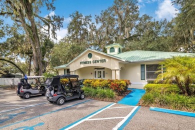 Updated  Move-In Ready 2BR/2BA Golf Course Home in Pennbrooke on Pennbrooke Fairways in Florida - for sale on GolfHomes.com, golf home, golf lot