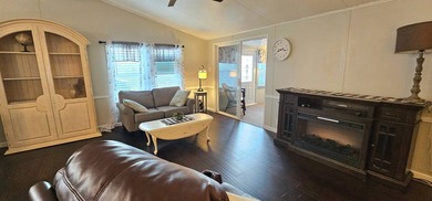 Furnished, spacious 2 bedroom 2 bath home in 55 + Resort style on Zephyrhills Municipal Golf Course in Florida - for sale on GolfHomes.com, golf home, golf lot