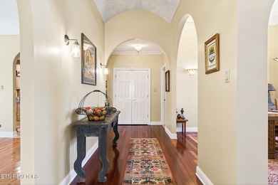 FAIRFIELD GLADE RESORT LUXURY GOLF COURSE LIVING ON THE BRAE! on Heatherhurst Golf Course in Tennessee - for sale on GolfHomes.com, golf home, golf lot