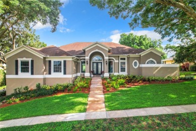 Under contract-accepting backup offers. Welcome to this charming on Sweetwater Country Club in Florida - for sale on GolfHomes.com, golf home, golf lot