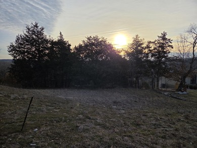 This is an exceptional opportunity to build your dream home on a on Ledgestone Country Club and Golf Course in Missouri - for sale on GolfHomes.com, golf home, golf lot