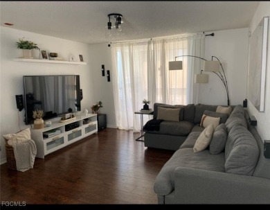Beautiful and well-maintained 1 bedroom, 1 bathroom condo on Eagle Ridge Golf and Tennis Club in Florida - for sale on GolfHomes.com, golf home, golf lot
