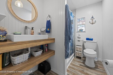 **MOVE-IN READY** REMODELED 3/2 HOME in Brookridge. Must see on Brookridge Country Club in Florida - for sale on GolfHomes.com, golf home, golf lot