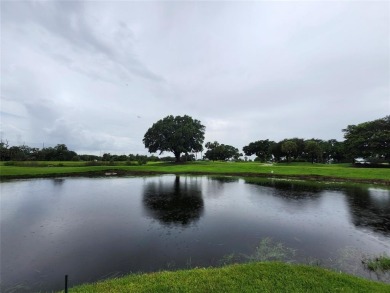 *THE ESCAPE* AT ARROWHEAD--2 BEDROOMS--LOFT STYLE---MASTER on Davie Golf Club in Florida - for sale on GolfHomes.com, golf home, golf lot