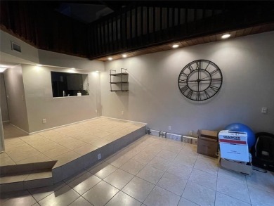 *THE ESCAPE* AT ARROWHEAD--2 BEDROOMS--LOFT STYLE---MASTER on Davie Golf Club in Florida - for sale on GolfHomes.com, golf home, golf lot