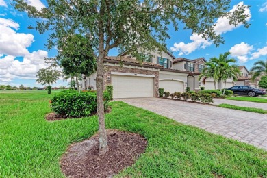 One or more photo(s) has been virtually staged. SPECTACULAR on Lakewood National Golf Club in Florida - for sale on GolfHomes.com, golf home, golf lot