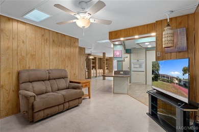 Spacious and well-maintained 2-bedroom, 2-bath home located in a on High Point Golf Club, Inc. in Florida - for sale on GolfHomes.com, golf home, golf lot