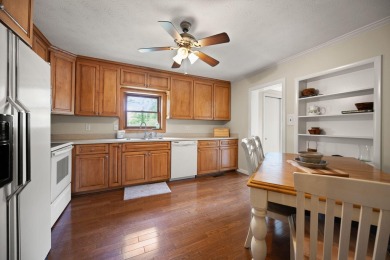 Charming 3BR, 2BA home on an oversized lot with extended private on Somerset Country Club in Kentucky - for sale on GolfHomes.com, golf home, golf lot