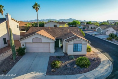 Experience the charm of this delightful 2-bedroom, 2-bath home on Omni Tucson National Golf Resort and Spa - Sonoran in Arizona - for sale on GolfHomes.com, golf home, golf lot
