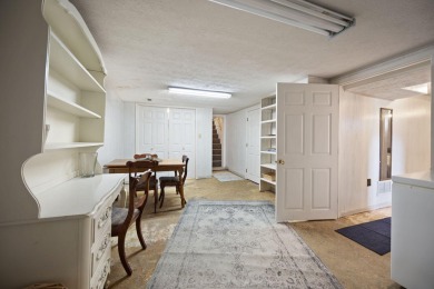 Charming 3BR, 2BA home on an oversized lot with extended private on Somerset Country Club in Kentucky - for sale on GolfHomes.com, golf home, golf lot
