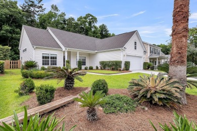 Welcome to this charming and well-maintained 3-bedroom on Shadowmoss Plantation Golf Club in South Carolina - for sale on GolfHomes.com, golf home, golf lot