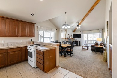 Charming Running Y Resort Townhome with Stunning Views! This on Running Y Ranch Resort in Oregon - for sale on GolfHomes.com, golf home, golf lot