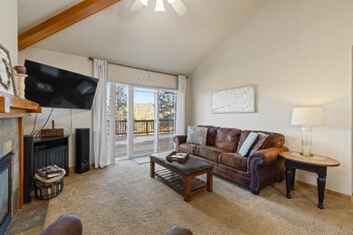 Charming Running Y Resort Townhome with Stunning Views! This on Running Y Ranch Resort in Oregon - for sale on GolfHomes.com, golf home, golf lot