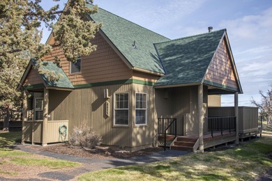 Nestled overlooking the 17th green & fairway of The Ridge Course on Eagle Crest Golf Resort - Resort Course in Oregon - for sale on GolfHomes.com, golf home, golf lot