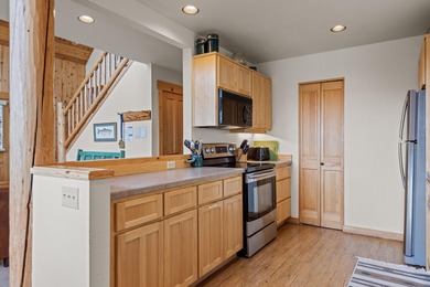 Nestled overlooking the 17th green & fairway of The Ridge Course on Eagle Crest Golf Resort - Resort Course in Oregon - for sale on GolfHomes.com, golf home, golf lot