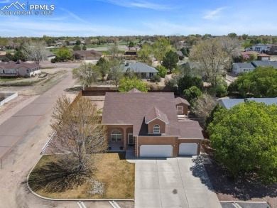 It is time to make this beautiful home yours!! Move-in ready on on Desert Hawk At Pueblo West in Colorado - for sale on GolfHomes.com, golf home, golf lot