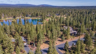 Truly one of the finest lots to build your custom residence on Aspen Lakes Golf Course in Oregon - for sale on GolfHomes.com, golf home, golf lot
