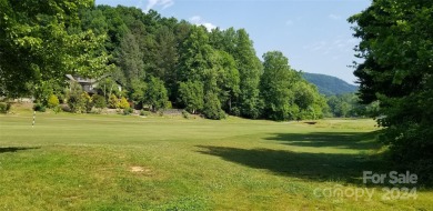 Are you looking for an affordable way to enjoy all the amenities on Rumbling Bald Resort on Lake Lure in North Carolina - for sale on GolfHomes.com, golf home, golf lot