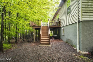 Welcome to 4 Pebble Ct -- a rare gem tucked on a peaceful on The Hideout Golf in Pennsylvania - for sale on GolfHomes.com, golf home, golf lot