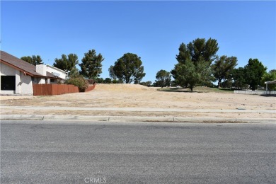 This is a desirable golf course lot overlooking the fairway on  in California - for sale on GolfHomes.com, golf home, golf lot