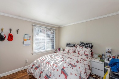 Beautiful 3 Bedroom, 1.5 Bath desirable end unit Condo in Blue on Blue Ridge Golf Club in New York - for sale on GolfHomes.com, golf home, golf lot