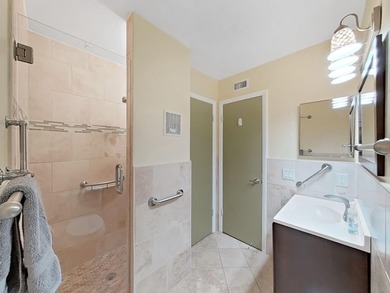 PRICE IMPROVEMENT!  Welcome to an 1100 sq.ft., 2 Bedroom/2 on On Top Of The World Golf Course in Florida - for sale on GolfHomes.com, golf home, golf lot