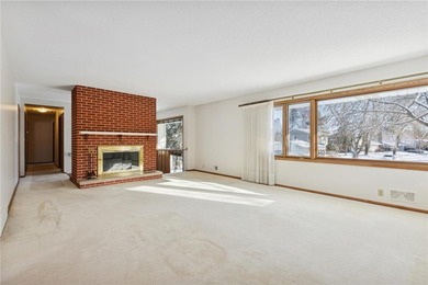 Welcome to 8108 W Franklin Avenue - a bright, welcoming home in on Minneapolis Golf Club in Minnesota - for sale on GolfHomes.com, golf home, golf lot