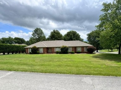 PRIME LOCATION! This home is nestled in a tranquil Hunting Creek on Hopkinsville Golf and Country Club in Kentucky - for sale on GolfHomes.com, golf home, golf lot