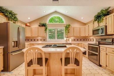 SECLUDED PARADISE in desirable golf community of Tanglwood Lakes on Paupack Hills Golf and Country Club in Pennsylvania - for sale on GolfHomes.com, golf home, golf lot