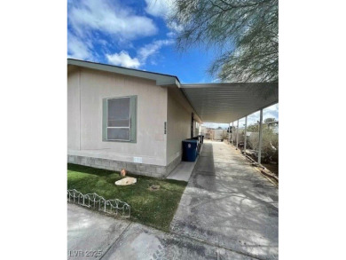 Welcome home to the AGE RESTRICTED Community of Desert Inn on Stallion Mountain Golf Course in Nevada - for sale on GolfHomes.com, golf home, golf lot