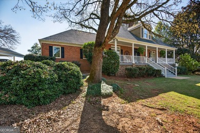 Welcome to this stunning custom brick home nestled along the on Overlook Golf Links in Georgia - for sale on GolfHomes.com, golf home, golf lot