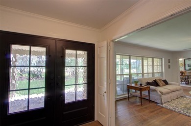 Luxurious brick home on the prestigious Texarkana Country Club on Texarkana Golf and Country Club in Arkansas - for sale on GolfHomes.com, golf home, golf lot