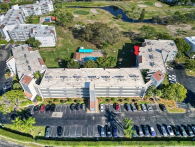 Spacious 2 bedroom, 2 bath condo in the lovely Dorchester at on Poinciana Golf Club in Florida - for sale on GolfHomes.com, golf home, golf lot