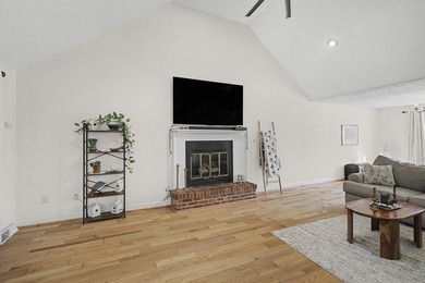 Welcome home to 29 Woodhill Place, tucked away on a quiet street on Houndslake Country Club in South Carolina - for sale on GolfHomes.com, golf home, golf lot