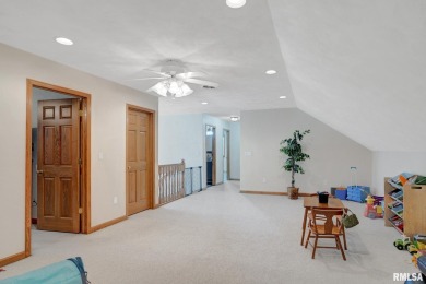 Come take a look at this move in ready, 4 (possibly 5) bedroom on Maple Lane Country Club in Illinois - for sale on GolfHomes.com, golf home, golf lot