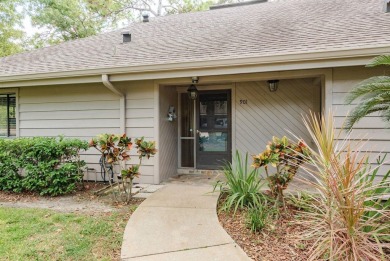 Beautifully Updated 2-Bedroom home in Peaceful Gleneagles, Palm on Innisbrook Resort and Golf Club in Florida - for sale on GolfHomes.com, golf home, golf lot