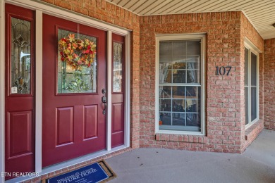 WOW! Looking for PERFECTION?! This elegant ranch home is located on Heatherhurst Golf Course in Tennessee - for sale on GolfHomes.com, golf home, golf lot