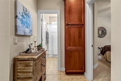 Beautiful maintained Walden floorplan with 2 bedrooms and a on Frisco Lakes Golf Course in Texas - for sale on GolfHomes.com, golf home, golf lot