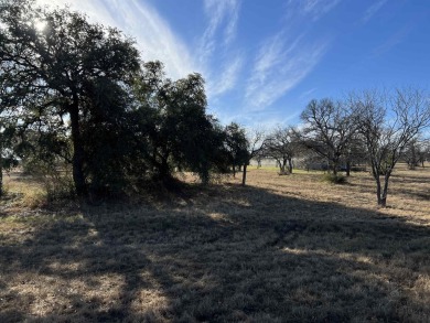 Want to build a garden home in beautiful Applehead West with on Apple Rock Golf Course - Horseshoe Bay in Texas - for sale on GolfHomes.com, golf home, golf lot