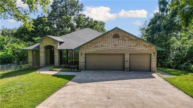 With the Highlands Golf Course in the backyard, nationally on Bella Vista Country Club - Highlands in Arkansas - for sale on GolfHomes.com, golf home, golf lot