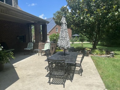 308 Ironwood Circle-First time on the market, this is a stunning on Houston Oaks Golf Course in Kentucky - for sale on GolfHomes.com, golf home, golf lot