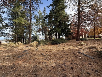 Experience the best of Oregon's high-country living on this on Running Y Ranch Resort in Oregon - for sale on GolfHomes.com, golf home, golf lot