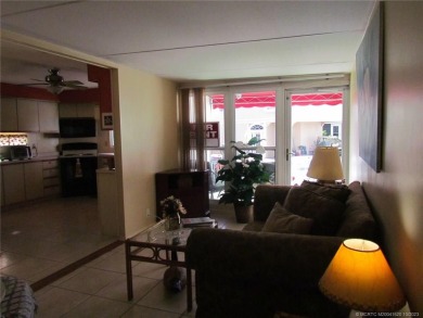 Come live the Florida lifestyle in this cozy, 1 bedroom, 1.5 on Island Dunes Country Club in Florida - for sale on GolfHomes.com, golf home, golf lot