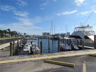 Come live the Florida lifestyle in this cozy, 1 bedroom, 1.5 on Island Dunes Country Club in Florida - for sale on GolfHomes.com, golf home, golf lot