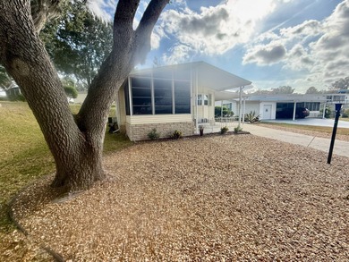 Home is located in Water Oak Country Club Estates in Lady Lake on Water Oak Country Club Estates in Florida - for sale on GolfHomes.com, golf home, golf lot