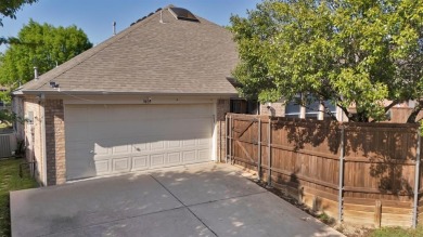 LIMITED-TIME INCENTIVE: Up to $5,000 in CLOSING COST ASSISTANCE on WestRidge Golf Course in Texas - for sale on GolfHomes.com, golf home, golf lot
