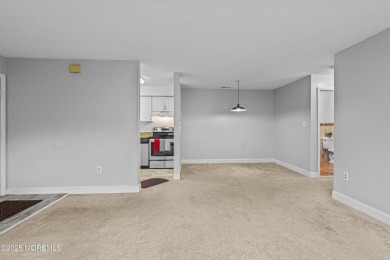 Move in ready 1 bedroom 1 bathroom Plainsboro Condominium with on Meadows At Middlesex in New Jersey - for sale on GolfHomes.com, golf home, golf lot