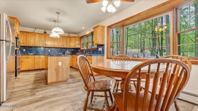 Tanglwood Lakes meticulous 3 Bedroom/2.5 Bath Ranch home.  This on Paupack Hills Golf and Country Club in Pennsylvania - for sale on GolfHomes.com, golf home, golf lot