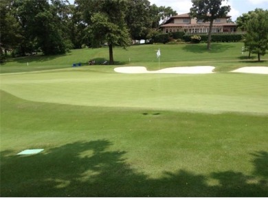 Completely remodeled and move-in ready! Stunning Condo nestled on Pinnacle Country Club in Arkansas - for sale on GolfHomes.com, golf home, golf lot